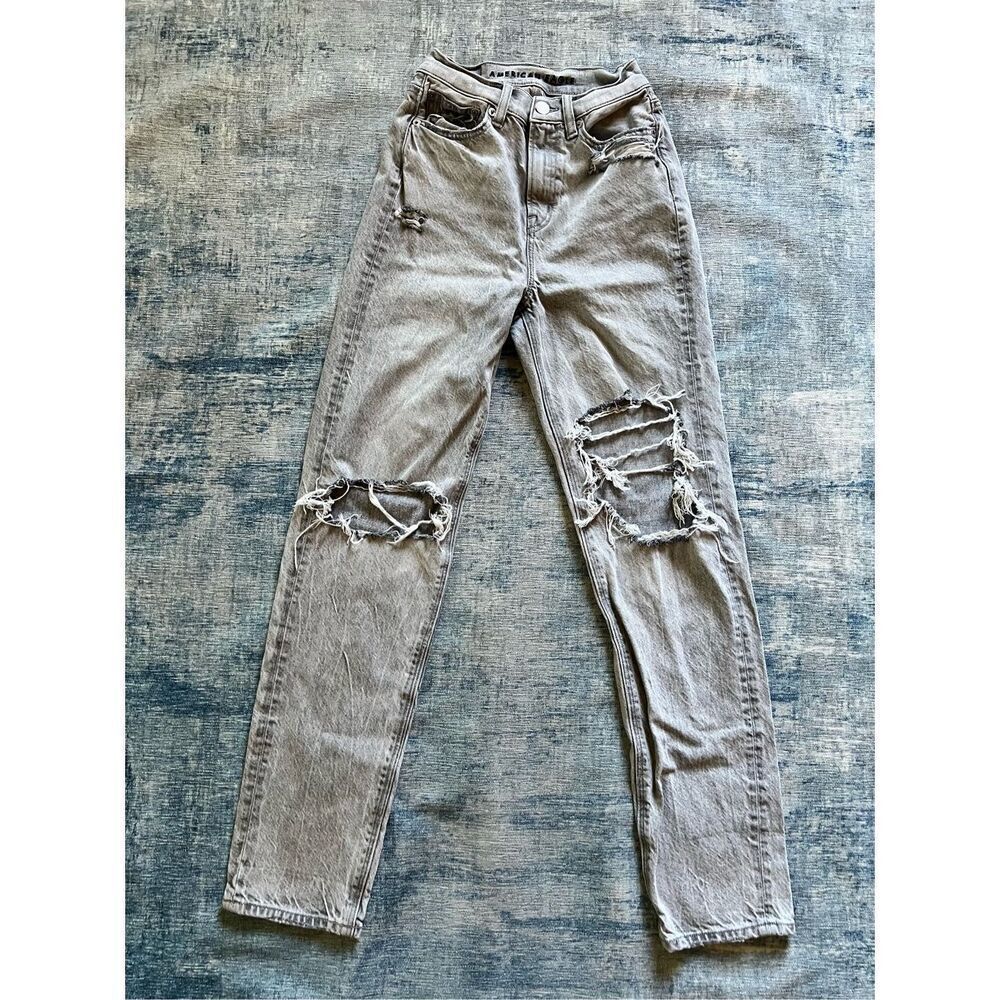 American Eagle Pale Faded Gray Distressed Highest Rise 90s Boyfriend Size 000